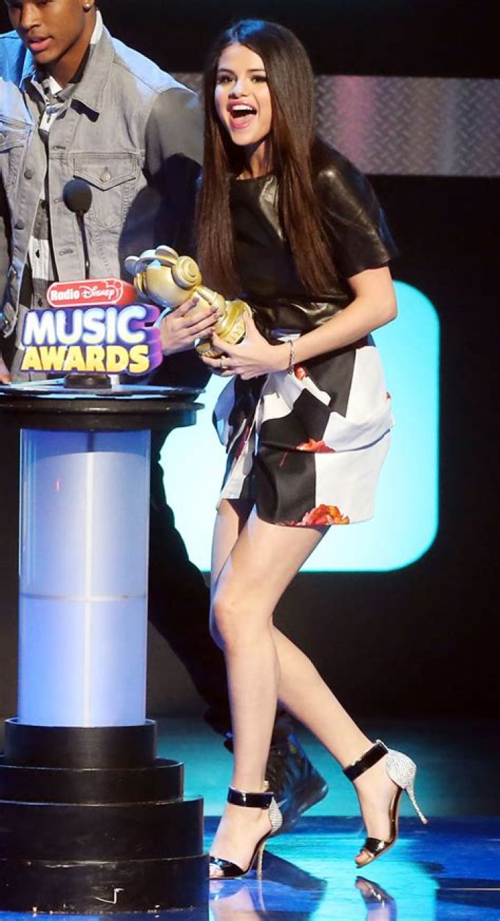 2013 Radio Disney Music Awards Winners: Selena Gomez & More — Full List