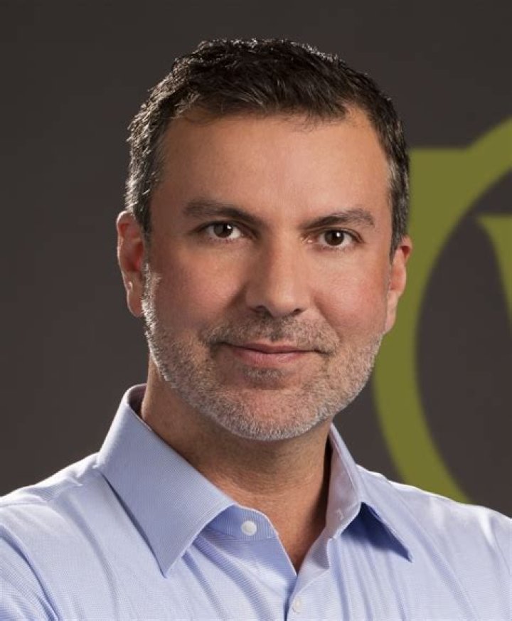 Alex Afrasiabi Wiki, Net Worth, Partner, Height, Weight & More