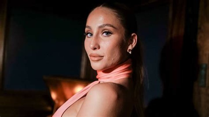 Alix Earle Recalls Learning About Dad TJ’s Affair With Ashley Dupre – Hollywood Life