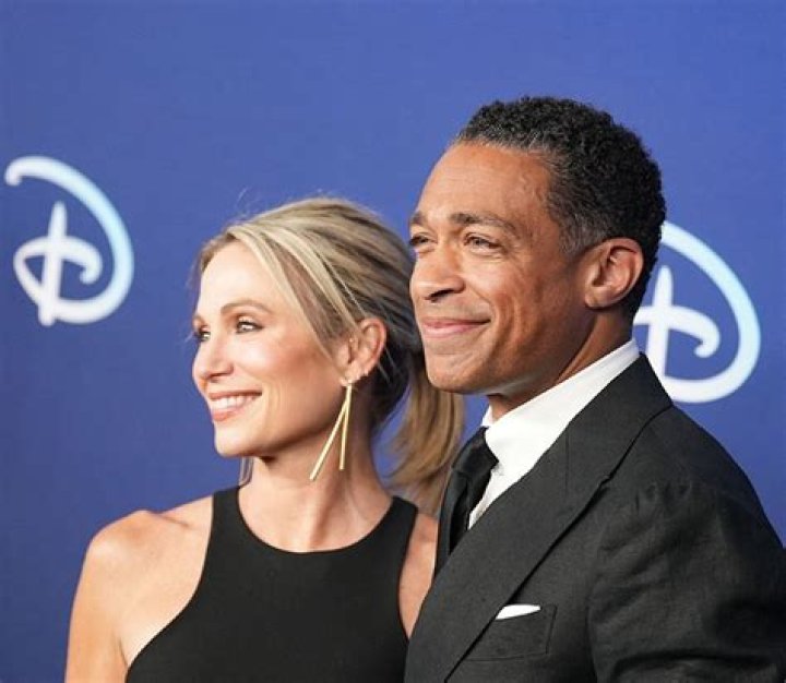 PDA Photos – Hollywood Life