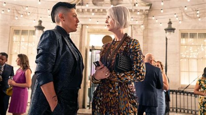 Miranda Asks Steve For A Divorce — Recap – Hollywood Life