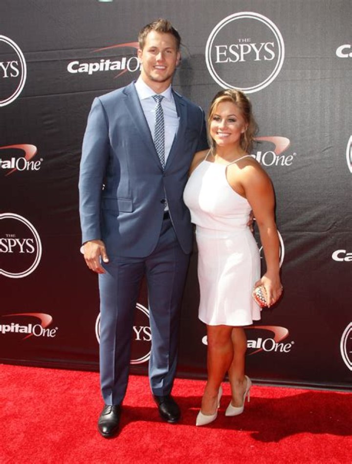 Andrew East Reacts To Shawn Johnson’s Pregnancy & Prepares Drew, 1 – Hollywood Life