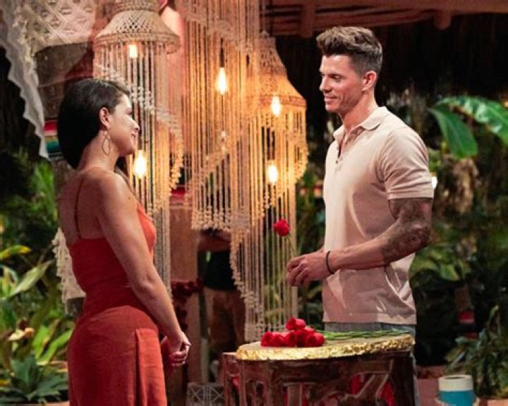 Demi & Mari Fight Over Kenny – Hollywood Life