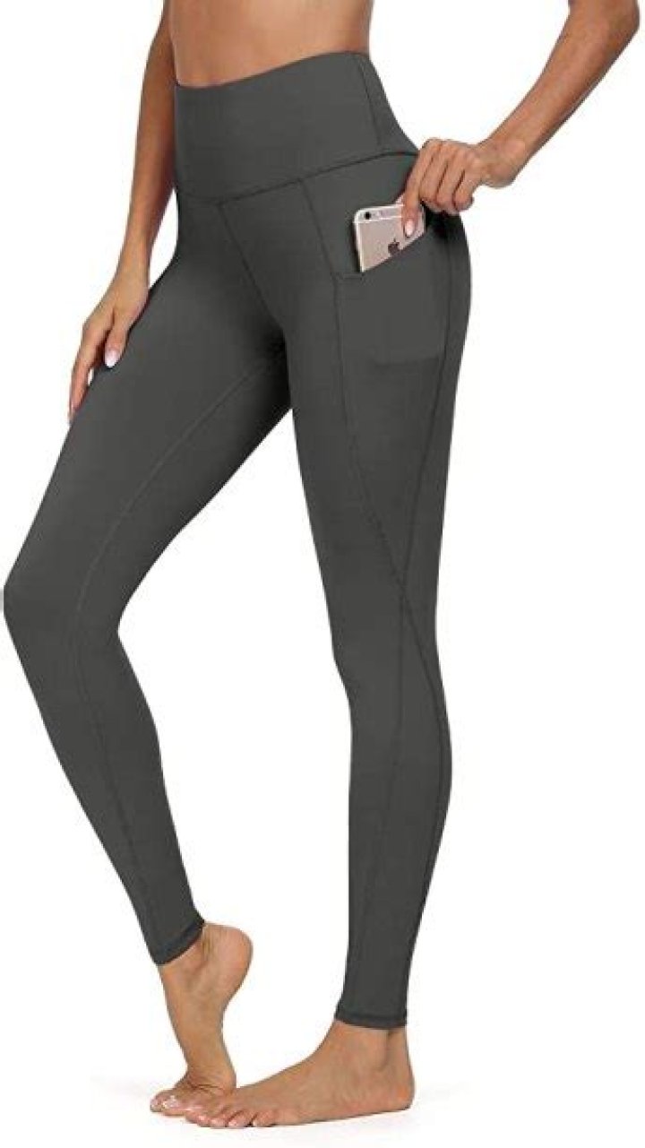 5 Leggings That Are Just As Good As Alo Yoga & Are On Sale For Less Than A Quarter Of The Price