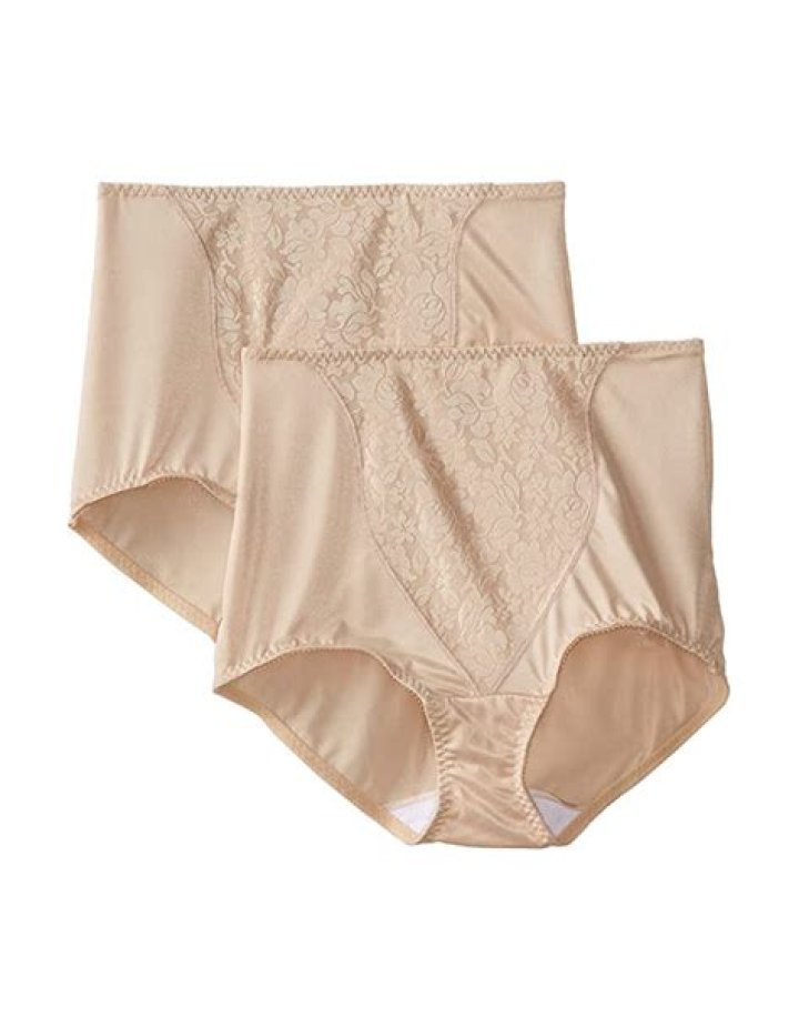 This Best-Selling Tummy Control Shapewear Has Over 1,000 Reviews & Is On Sale For Under $40