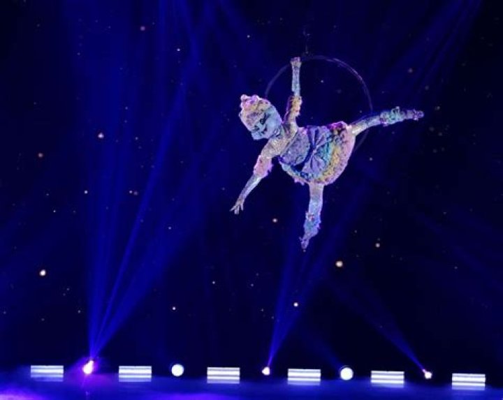 Bill Nye Is Ice Cube On ‘The Masked Dancer’ & Cotton Candy Falls – Hollywood Life