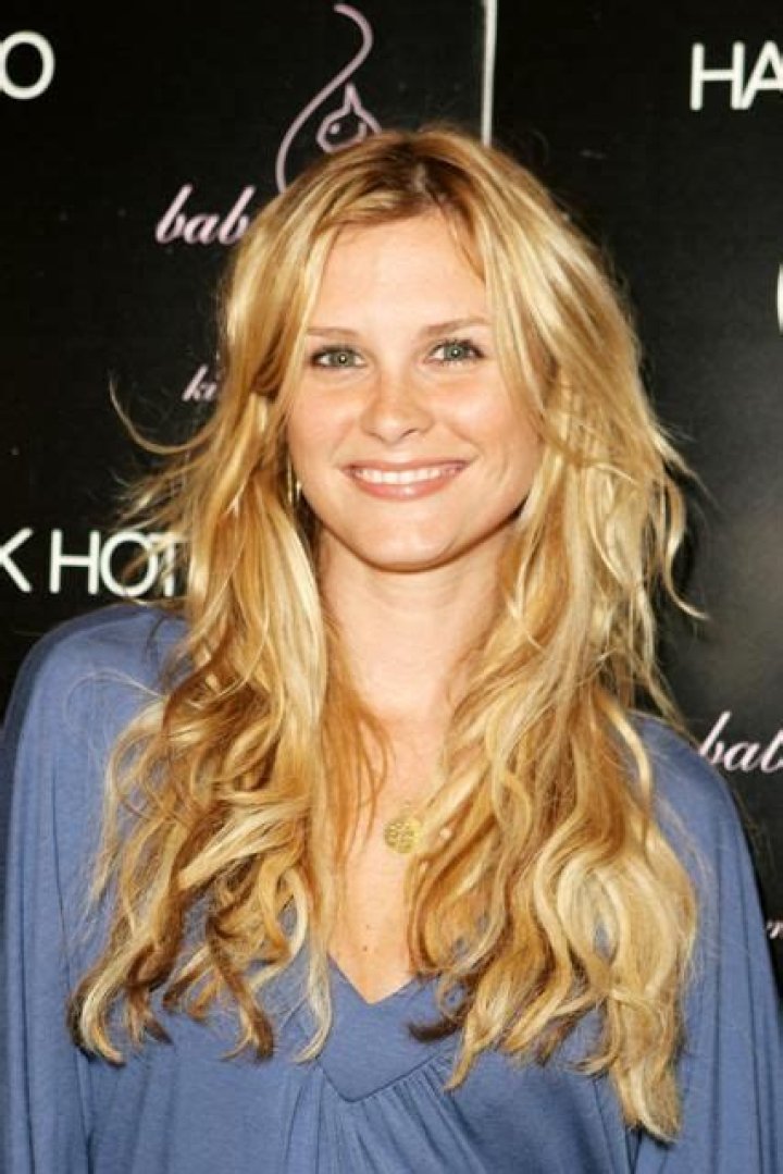 Bonnie Somerville Bra Size, Age, Weight, Height, Measurements