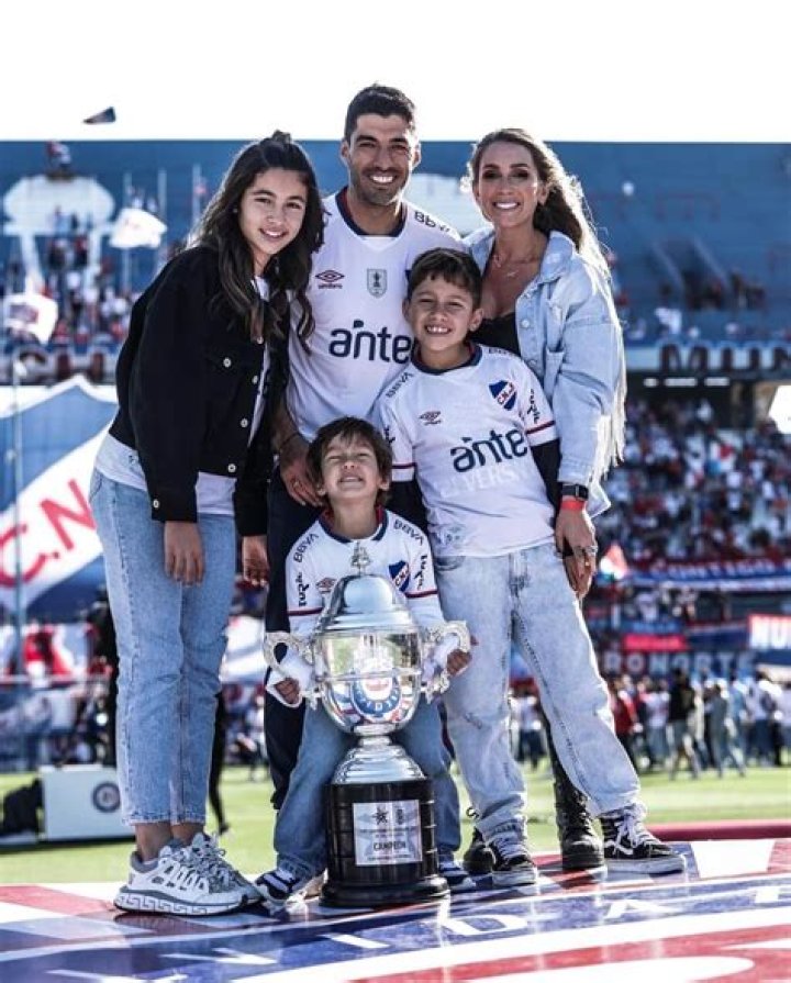 
Braian Suarez Height, Weight, Net Worth, Age, Birthday, Wikipedia, Who, Nationality, Biography 