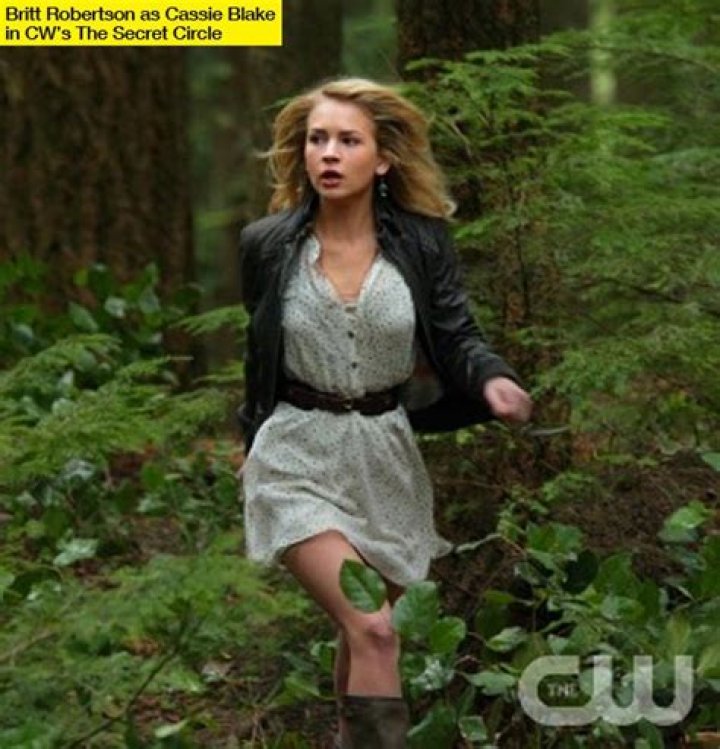 Britt Robertson Reveals Why She Didn't Research Witchcraft Before Filming 'The Secret Circle'!