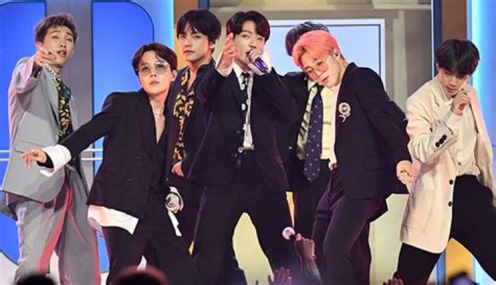 BTS’ Jimin Cries As Band Finishes 2nd Rose Bowl Show — Watch – Hollywood Life