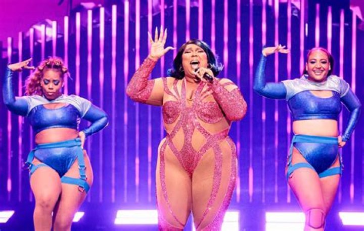 Cardi B Defends Lizzo From ‘Racist,’ Body Shaming Hate Over ‘Rumors’ – Hollywood Life