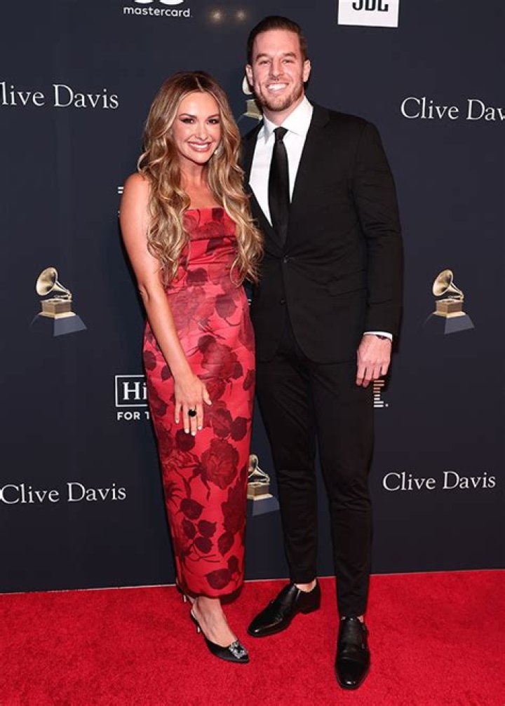 All About Her Ex-Husband and Love Life – Hollywood Life