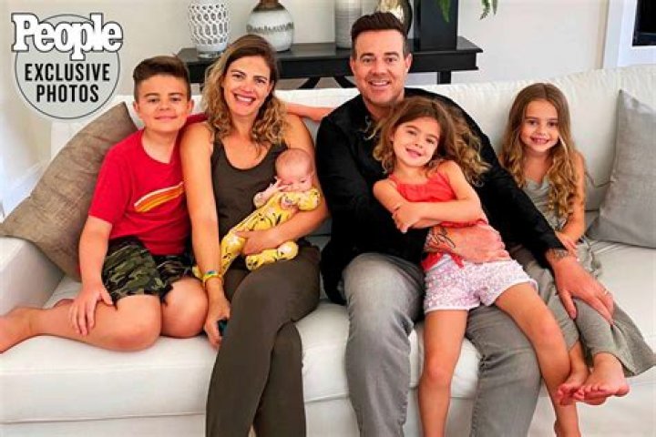 All About ‘The Voice’ Host’s 4 Children – Hollywood Life