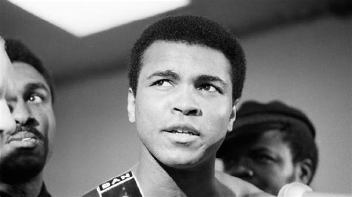 Celebs Pay Tribute To Muhammad Ali — PICS