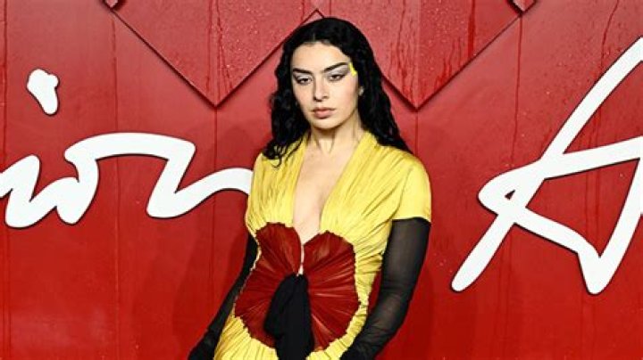 Charli XCX Cries While Talking to Child About ‘Doing Your Own’ Thing in Cute Video: Watch