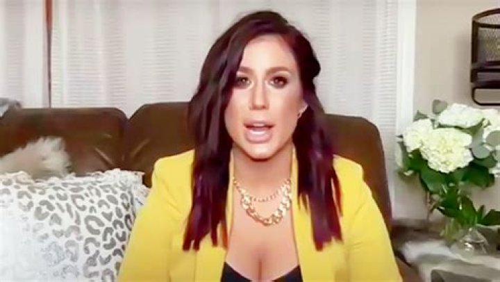 ‘Teen Mom’ Alum Chelsea Houska Rocks Sexy Mini Dress On Romantic Getaway With Cole DeBoer