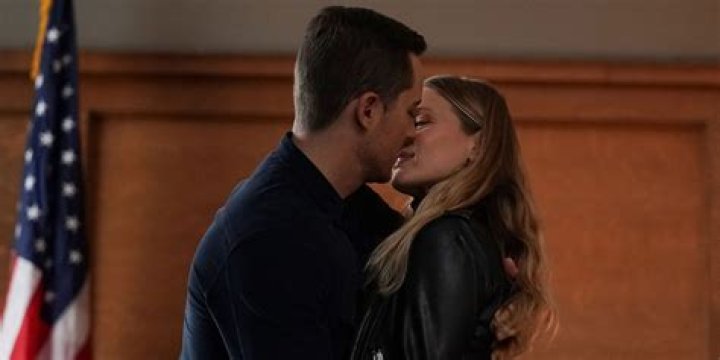 Halstead Finds Out About Upton & Ruzek — Recap – Hollywood Life