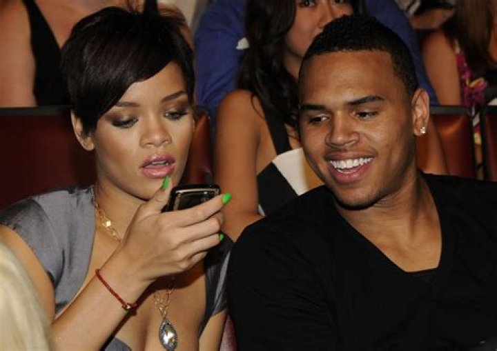 Chris Brown & Rihanna: Why He Didn’t Reach Out To Her On 32nd Birthday After Leaving Her Flirty Comments