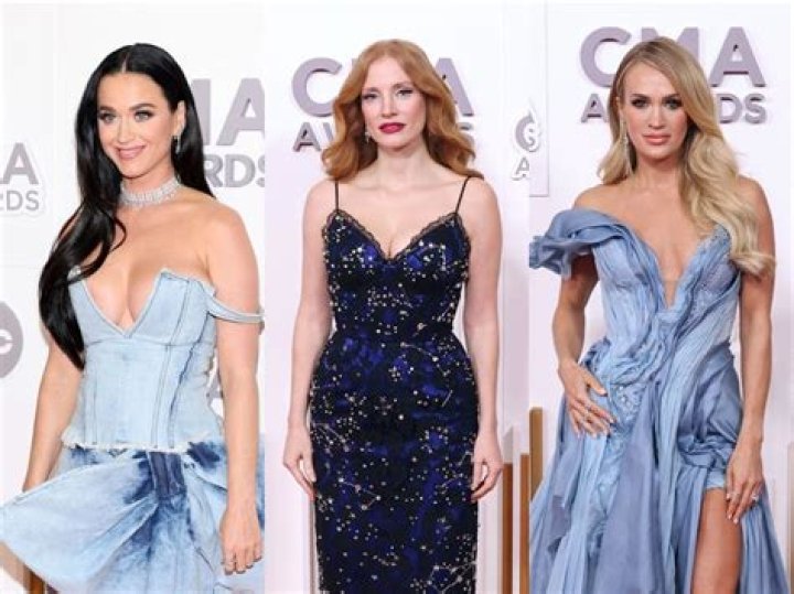 Photos Of Stars Performing & More – Hollywood Life