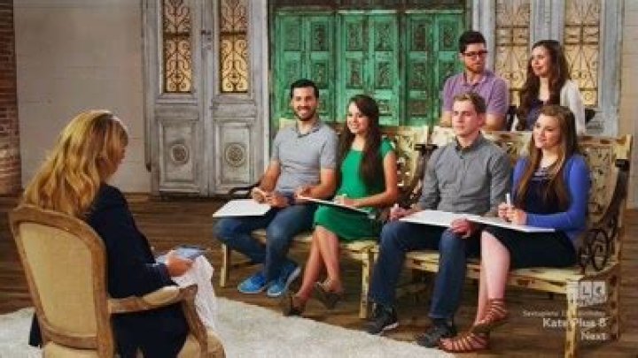 ‘Counting On’ Recap: Duggar Couples Reveal Who Likes PDA Most In Juicy Season Finale