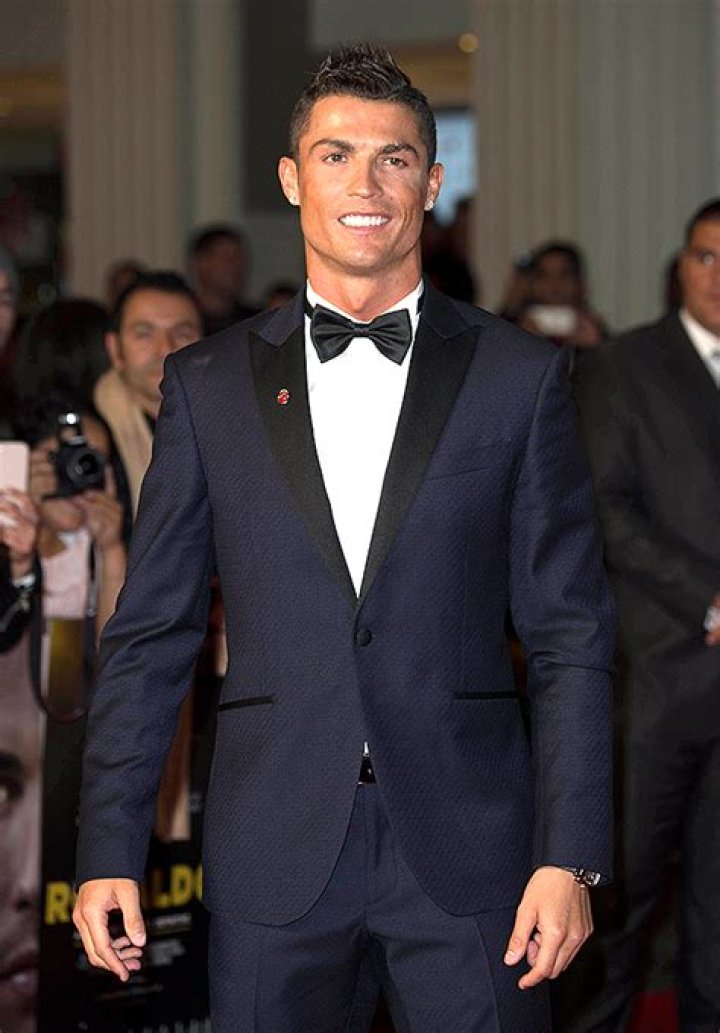 Cristiano Ronaldo Posts Video of Himself Showering In A Speedo — Watch