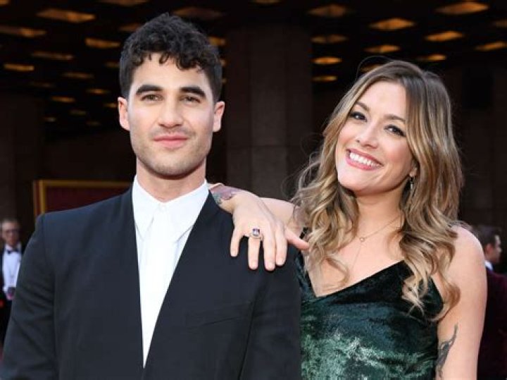 All About Mia Criss and Their Marriage – Hollywood Life