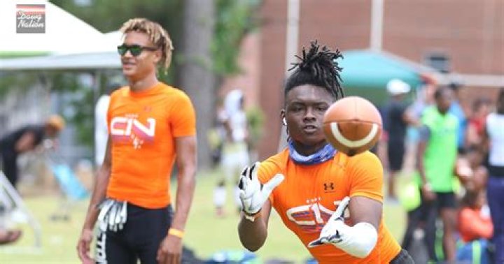 
Deyon Bouie Height, Weight, Net Worth, Age, Birthday, Wikipedia, Who, Nationality, Biography 