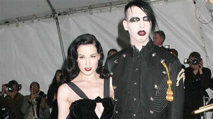 Dita Von Teese Releases Statement About Marilyn Manson Allegations – Hollywood Life