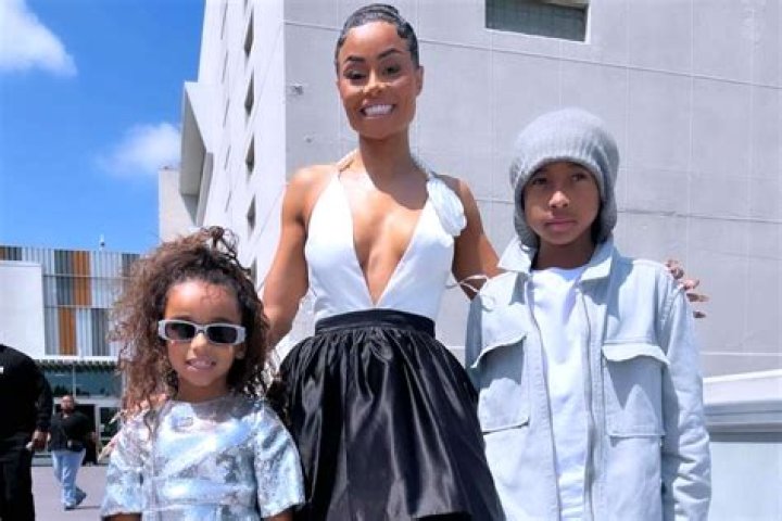 Dream Kardashian, 3, Sings ‘Who Let The Dogs Out’ With Mom Blac Chyna & It’s Too Cute