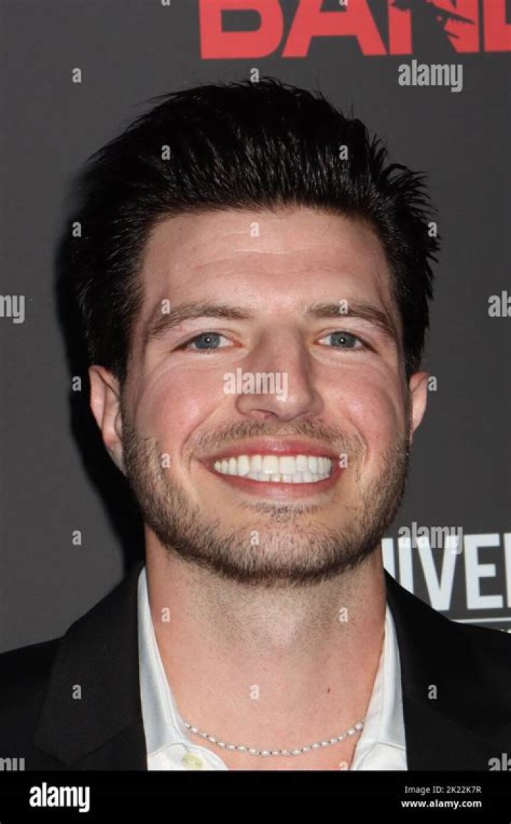 Dylan Flashner Height, Weight, Net Worth, Age, Birthday, Wikipedia, Who, Nationality, Biography