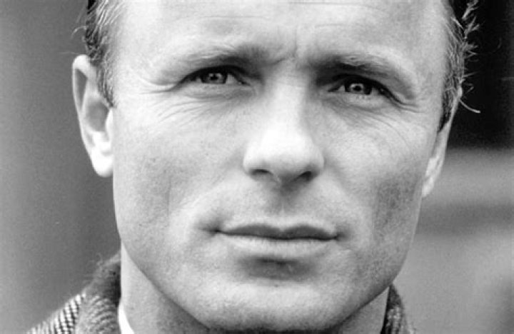 Ed Harris Celebrity Profile – Hollywood Life