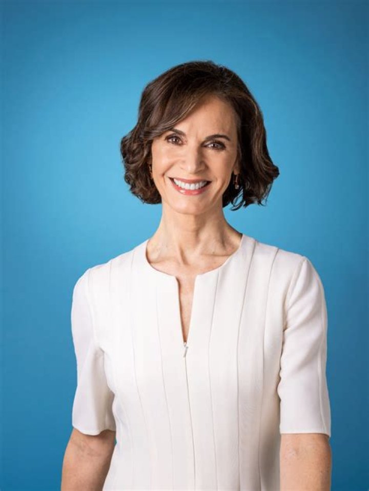 Elizabeth Vargas Celeb Profile – Hollywood Life