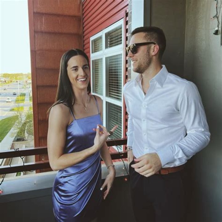 
Ella Schuman Wiki: What’s Her Net Worth? Family And Relationship 