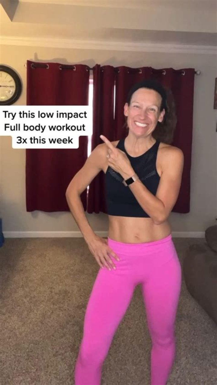 Emily Browning Workout Routine