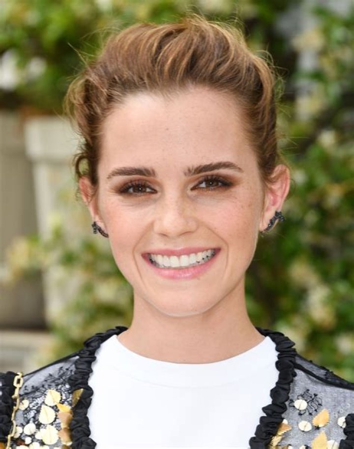 Emma Watson Favorite Color Food Book Perfume Music Biography
