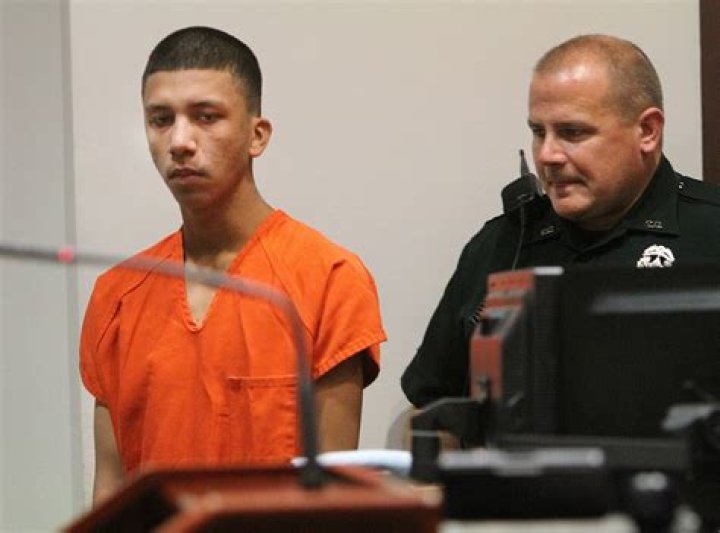 Father Beat Up Child Molester Who Attacked Son, Nearly Killed Him – Hollywood Life