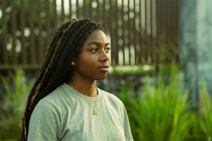 ‘Full Circle’ Star Adia On Working With Steven Soderbergh: Exclusive – Hollywood Life