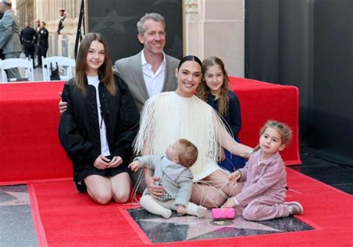Gal Gadot: 1st Pics Of Her 3rd Pregnancy Bump As She Takes Daughter Maya, 4, To Ballet Class