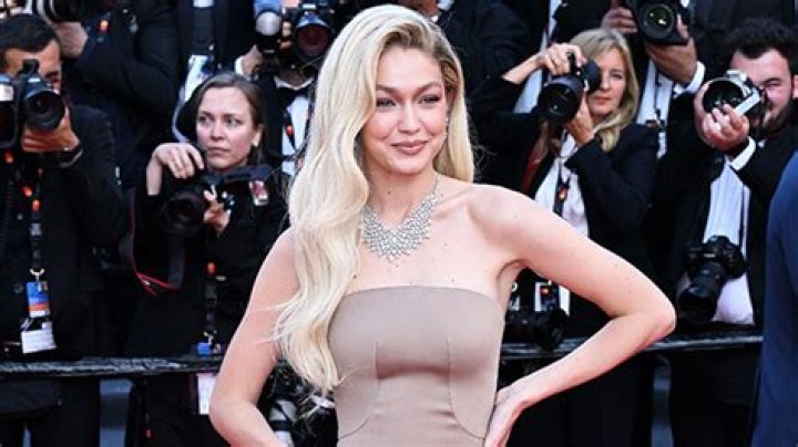 Gigi Hadid’s Birthday Tribute For Blake Lively: Photo – Hollywood Life