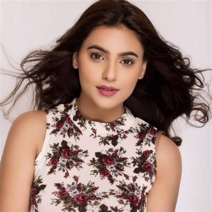 Ginni Kapoor Biography, Husband, Height, Weight, Family & More