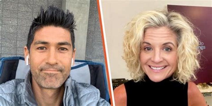 Glennon Doyle Melton Celebrity Profile – Hollywood Life