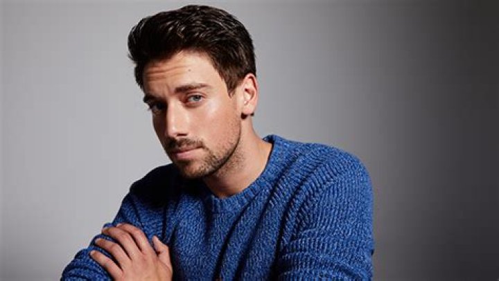 Lincoln Younes Reveals Major ‘Grand Hotel’ Scoop: ‘There’s A Lot You Don’t Know About Danny’