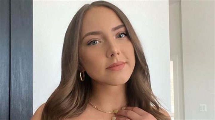 Eminem’s Daughter Hailie Jade Goes From Bare Face To Glam In Flawless TikTok Makeup Tutorial