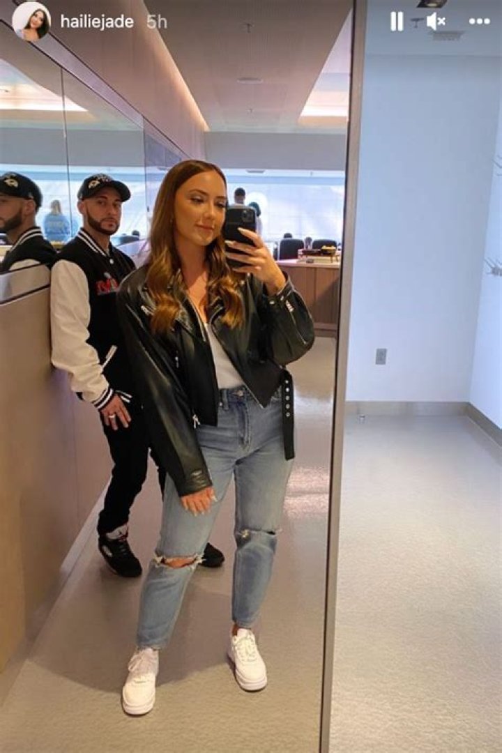 Wears Jeans & Leather Jacket – Hollywood Life