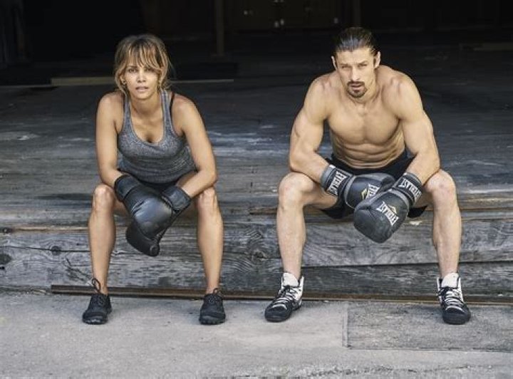 Halle Berry’s Trainer Reveals The Perfect At-Home Items To Use As Weights: Water Bottles & More