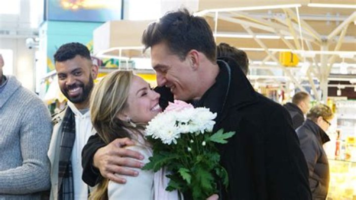 Hannah Brown Reveals Her Relationship Status After Weeks Of Flirting With Ex Tyler Cameron In Quarantine