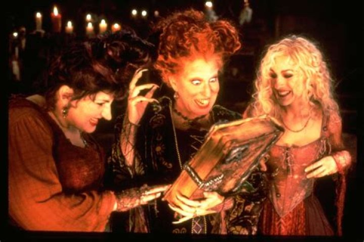 Bette Midler Reveals 1st Look At ‘Hocus Pocus’ Reunion With All 3 Witches In Costume 27 Years Later
