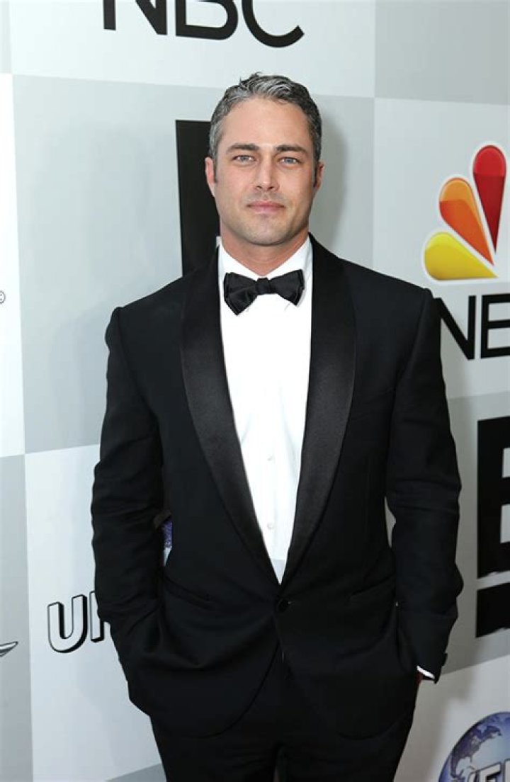 35 Hollywood Silver Foxes: Steve Carrell, Joe Manganiello & More