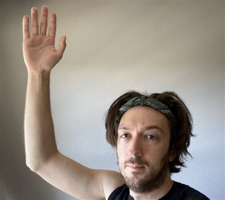 How tall is Shane Madej? Height, Girlfriend, Net Worth, Education