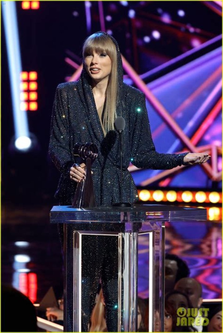 iHeartRadio Awards Highlights — 2014 Best Moments From The Music Awards